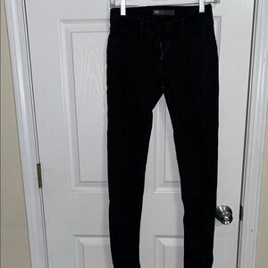 Levi’s Black Skinny Jeans